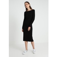Calvin Klein BOAT DRESS Sukienka etui black 6CA21C00G