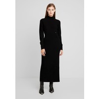 Calvin Klein SUPERFINE COLUMN DRESS Sukienka dzianinowa black 6CA21C01E