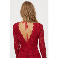 H&M Koronkowa sukienka w serek 0840873001 Czerwony