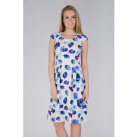 Quiosque Rozkloszowana sukienka w niebieskie kwiaty 4BH763711