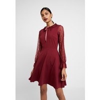 Dorothy Perkins COLLAR DRESS Sukienka z dżerseju red DP521C26W