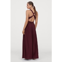 H&M Długa sukienka plisowana 0718086002 Śliwkowoczerwony