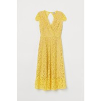 H&M Koronkowa sukienka w serek 0755876002 Żółty