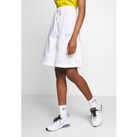 Nike Sportswear SHORT UP IN AIR Spódnica trapezowa white/light smoke grey NI121B00M