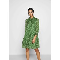 YAS SHIRT DRESS Sukienka koszulowa greener pastures Y0121C10X