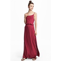 H&M Długa sukienka 0212629043 Malinowoczerwony