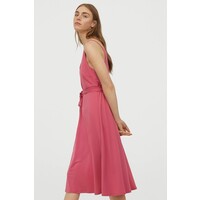 H&M Sukienka z krepy 0739819001 Różowy