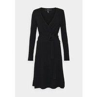 Vero Moda Tall VMKARISARA WRAP DRESS Sukienka dzianinowa black VEB21C05A
