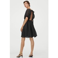 H&M Sukienka z bufiastym rękawem 0896375002 Czarny