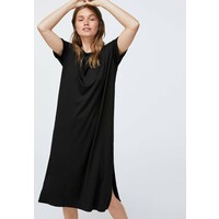 OYSHO Sukienka z dżerseju black OY221C001