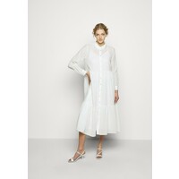 Bruuns Bazaar KATHIS GANA DRESS Sukienka koszulowa snow white BR321C05M