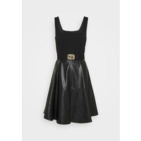 Pinko OLIVIERO DRESS Sukienka koktajlowa black P6921C07P