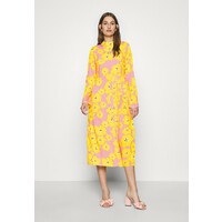 Never Fully Dressed FLORAL SWEDISH MIDI Sukienka koktajlowa pink/yellow NEN21C00S