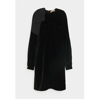 N°21 Sukienka koktajlowa black N3121C016