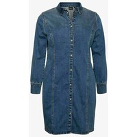 Vero Moda Curve Sukienka jeansowa medium blue denim VEE21C081