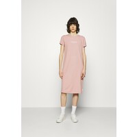 Calvin Klein LOGO DRESS Sukienka z dżerseju muted pink 6CA21C039