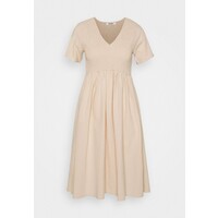 Glamorous SMOCKED MIDI DRESSES WITH SHORT SLEEVES LOW V NECK Sukienka letnia stone GL921C0P4