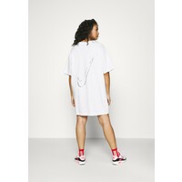 Nike Sportswear Sukienka z dżerseju white/black NI121C02N