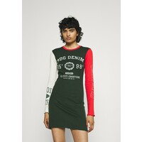 BDG Urban Outfitters DRESS Sukienka z dżerseju green QX721C00O
