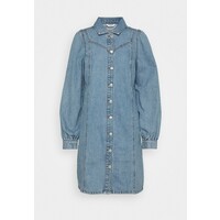 b.young BYLYRA Sukienka jeansowa ligth blue denim BY221C0BV