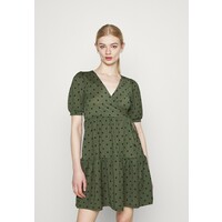 Gina Tricot TUVA DRESS Sukienka z dżerseju green GID21C05T