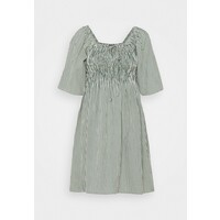 Vero Moda Petite VMANNABELLE DRESS Sukienka letnia laurel wreath VM021C09T