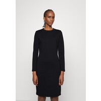 Calvin Klein SEAM DRESS Sukienka dzianinowa black 6CA21C055-Q11
