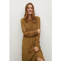 Mango PLISADO Sukienka letnia marrón medio M9121C4WQ-O11