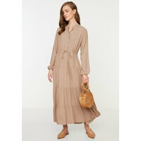 Trendyol PARENT Długa sukienka brown TRU21C1I5-O11