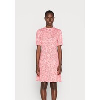 Marks & Spencer FLORAL SKATER DRESS Sukienka z dżerseju coral mix QM421C0AW-J11