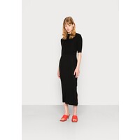 Calvin Klein ESSENTIAL MIDI DRESS Sukienka dzianinowa black 6CA21C062-Q11