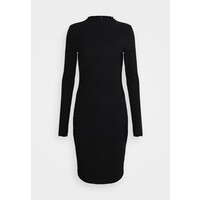 ONLY Tall ONLNELLA LETTUCEEDGE DRESS Sukienka dzianinowa black OND21C07N-Q11