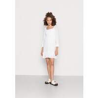 Hollister Co. EMEA SMOCKED BODICE SHORT DRESS Sukienka letnia white crochet H0421C05L-A11