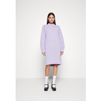 Monki Sukienka dzianinowa lilac purple MOQ21C0EU-I11