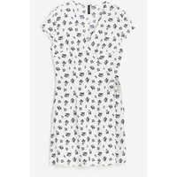 H&M Kopertowa sukienka z krepy - 1147246003 Biały/Kwiaty