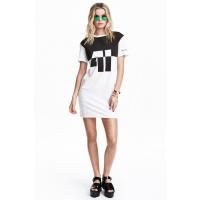 H&M Sukienka typu T-shirt 0341355008 Biały/Boston