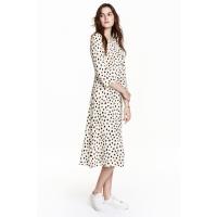 H&M Długa sukienka we wzory 0434974001 Naturalna biel/Grochy