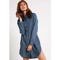 Vero Moda VMKARDASH Sukienka jeansowa medium blue denim VE121C0XP
