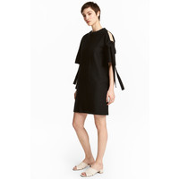 H&M Sukienka w strukturalny wzór 0538785002 Czarny