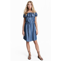H&M Sukienka z lyocellu 0474405001 Niebieski denim