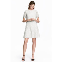 H&M Koronkowa sukienka 0530819001 Biały