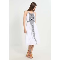 Abercrombie & Fitch EMBRIODERED Sukienka letnia white A0F21C00J