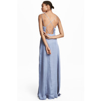 H&M Długa sukienka z szyfonu 0490220001 Gołębi błękit