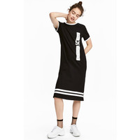 H&M Sukienka typu T-shirt 0516757002 Czarny