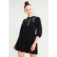 Topshop EMBROIDERED TRIM SMOCK Sukienka letnia black TP721C0U2