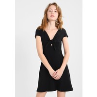 New Look PLAIN TIE FRONT FIT FLARE Sukienka z dżerseju black NL021C0U5