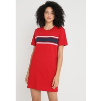 Hollister Co. CHASE TSHIRT DRESS Sukienka z dżerseju red H0421C014