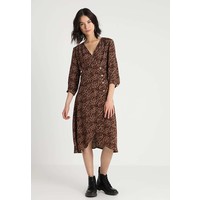 Monki TORYN DRESS Sukienka letnia brown MOQ21C016