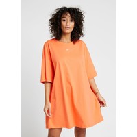 Nike Sportswear DRESS Sukienka z dżerseju turf orange/white NI121C017