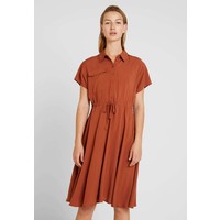 Object OBJISOLDE DRESS Sukienka koszulowa brown patina OB121C0FT